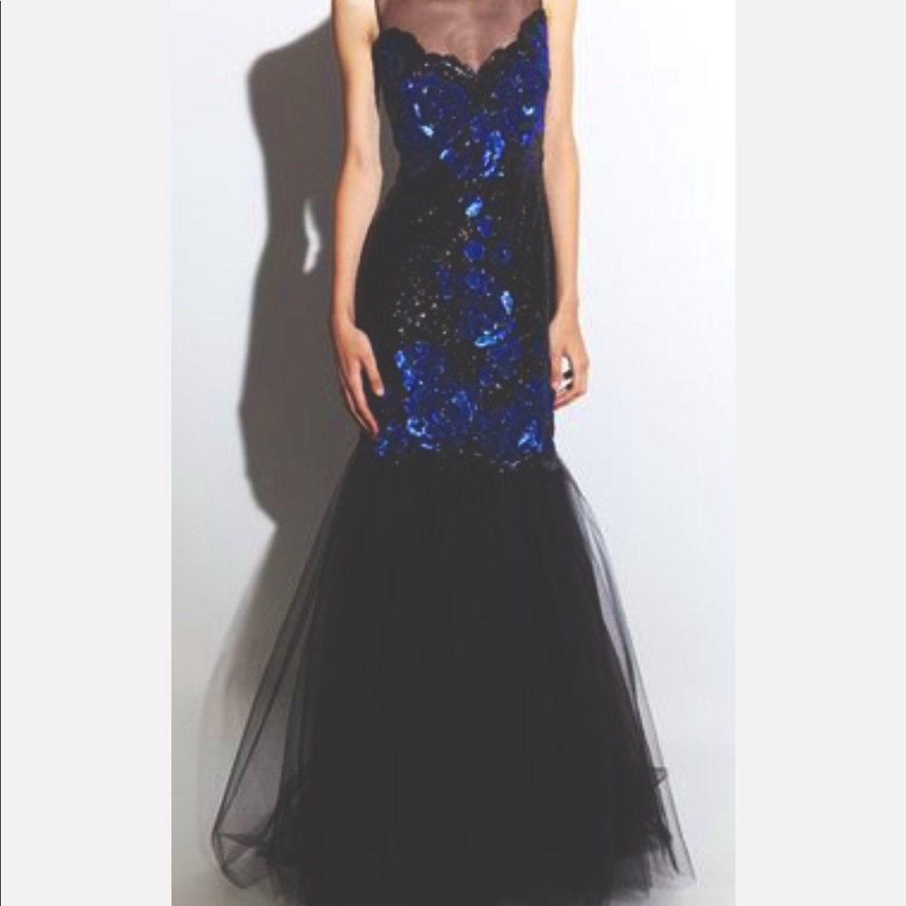 Bagdley Mischka Gown nwot